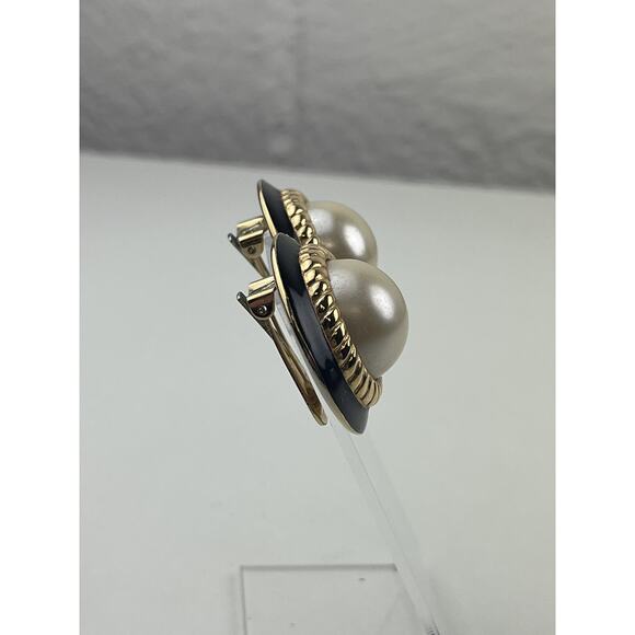 KJL Vintage Faux Pearl Clip On Earrings Round Rope Black Enamel Gold Tone - Picture 9 of 10